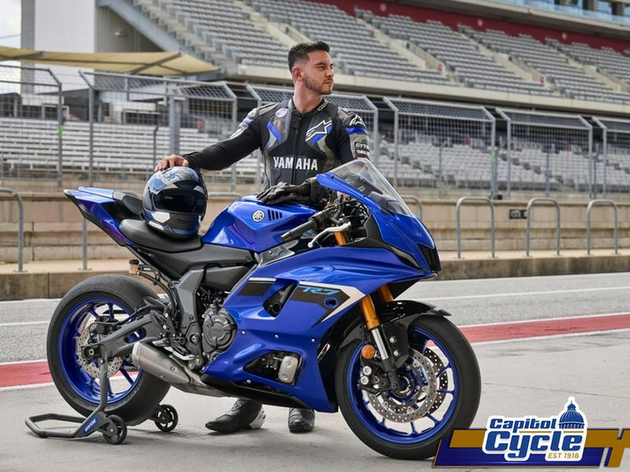 2025 Yamaha YZF-R7