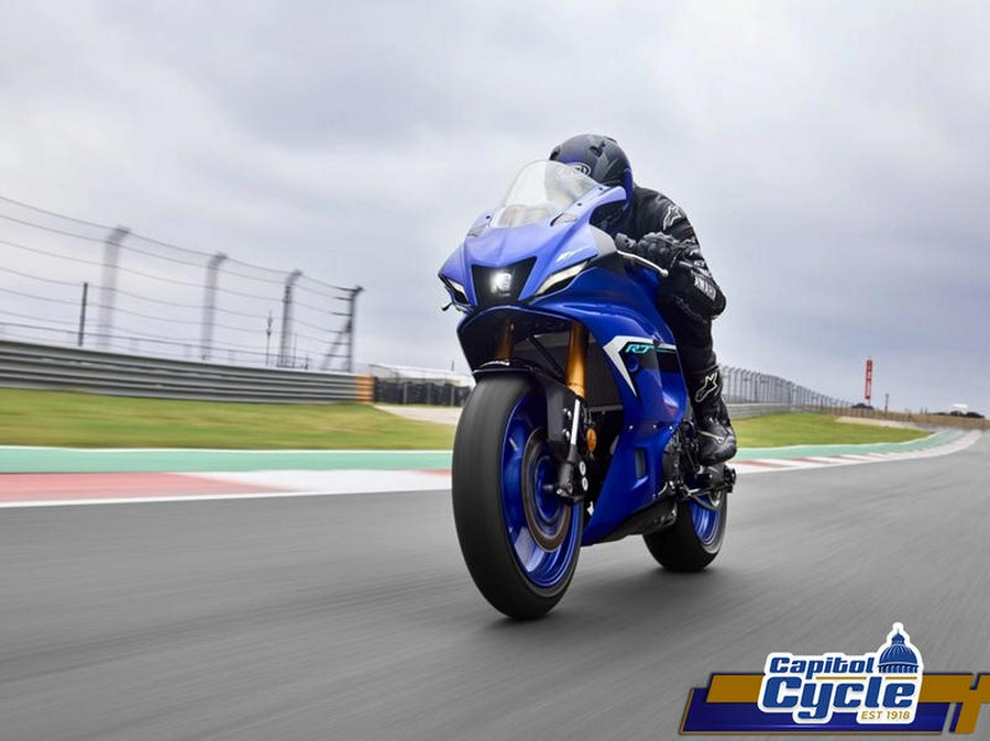 2025 Yamaha YZF-R7