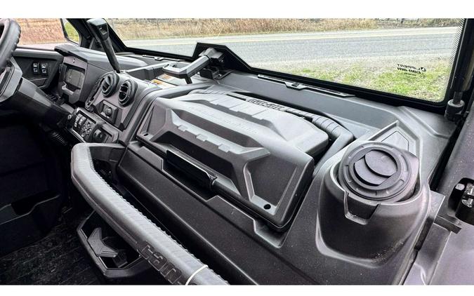 2025 Can-Am Defender Max Limited Cab HD10