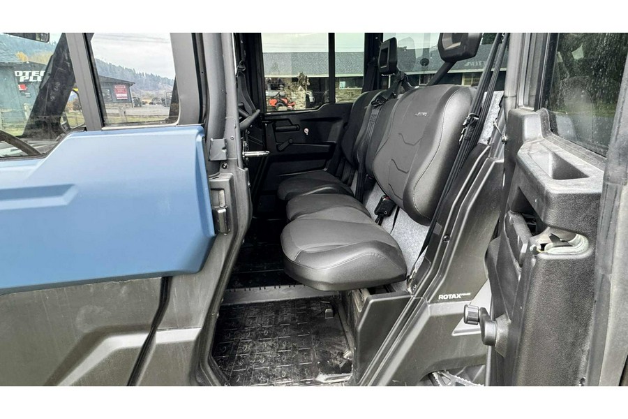 2025 Can-Am Defender Max Limited Cab HD10