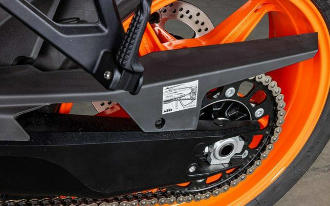2024 KTM Duke 990