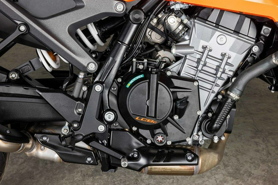 2024 KTM Duke 990