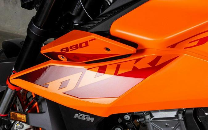 2024 KTM Duke 990