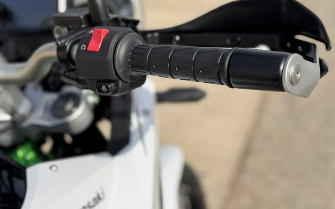 2026 Kawasaki KLE® 500 ABS SE