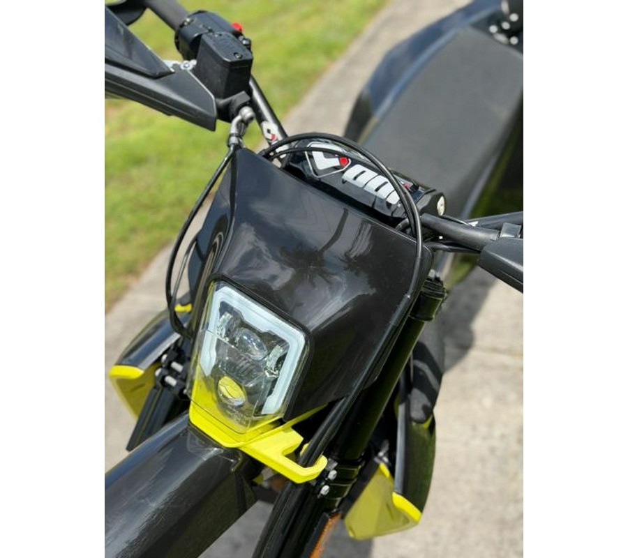 2024 Husqvarna 701 Supermoto