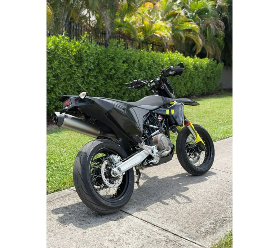 2024 Husqvarna 701 Supermoto