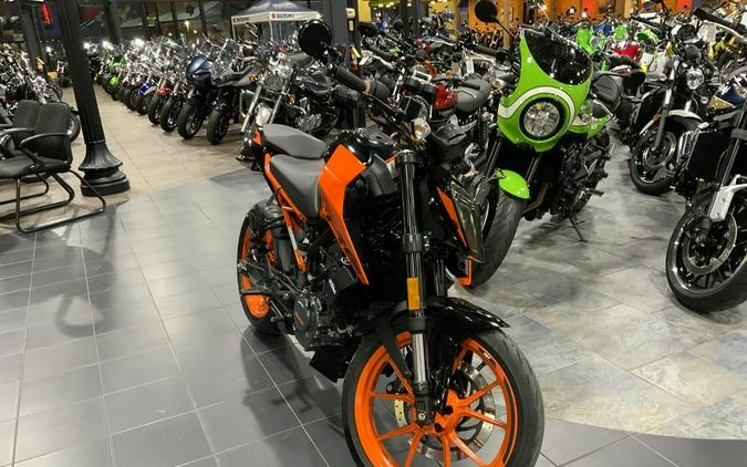 2021 KTM 200 Duke