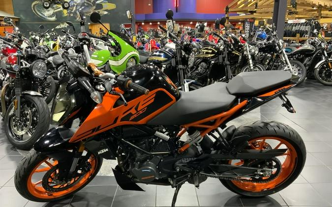 2021 KTM 200 Duke