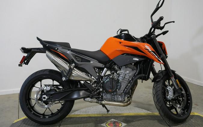 2024 KTM 790 Duke