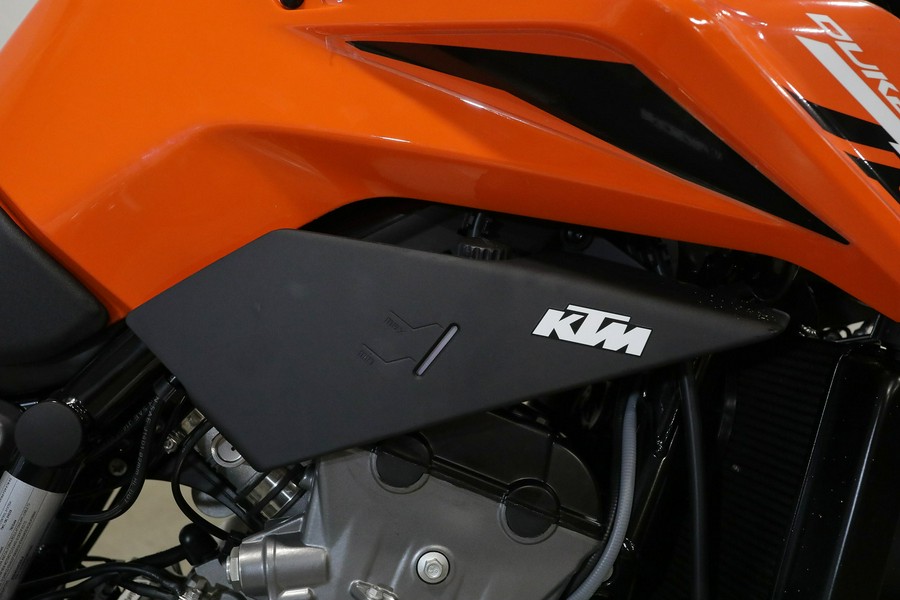 2024 KTM 790 Duke