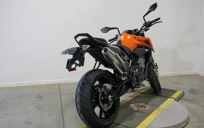 2024 KTM 790 Duke