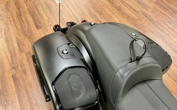 2025 Indian Chieftain Dark Horse w/PowerBand Audio Black Smo