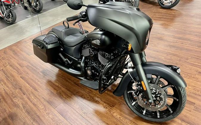 2025 Indian Chieftain Dark Horse w/PowerBand Audio Black Smo