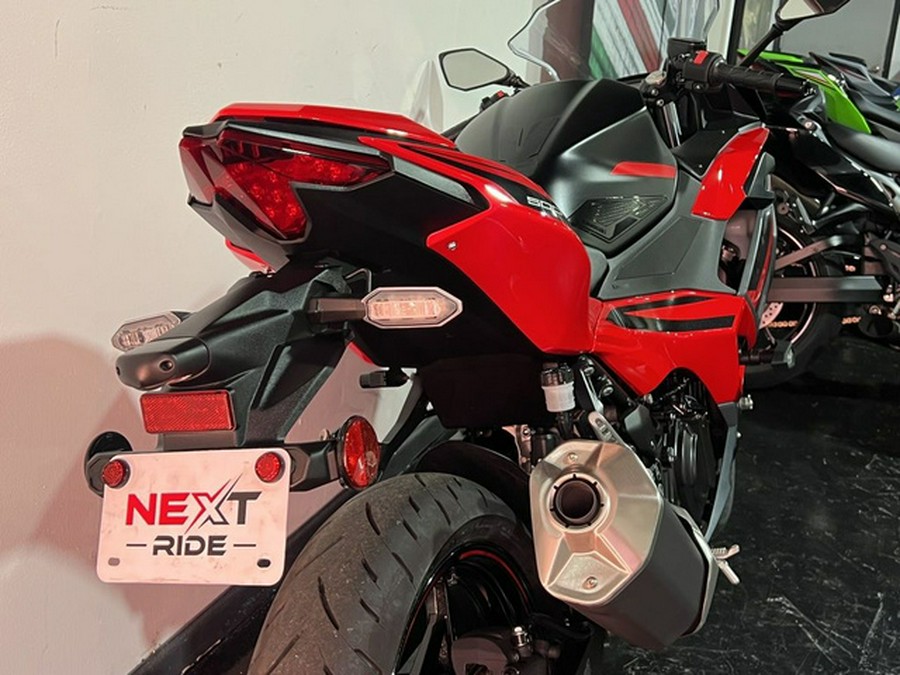 2025 Kawasaki Ninja 500 ABS SE ABS