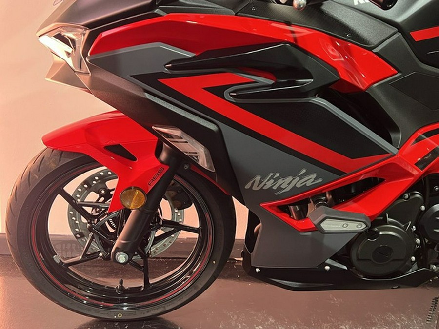 2025 Kawasaki Ninja 500 ABS SE ABS