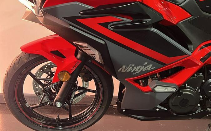 2025 Kawasaki Ninja 500 ABS SE ABS