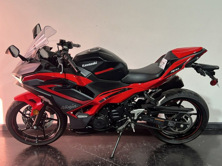 2025 Kawasaki Ninja 500 ABS SE ABS