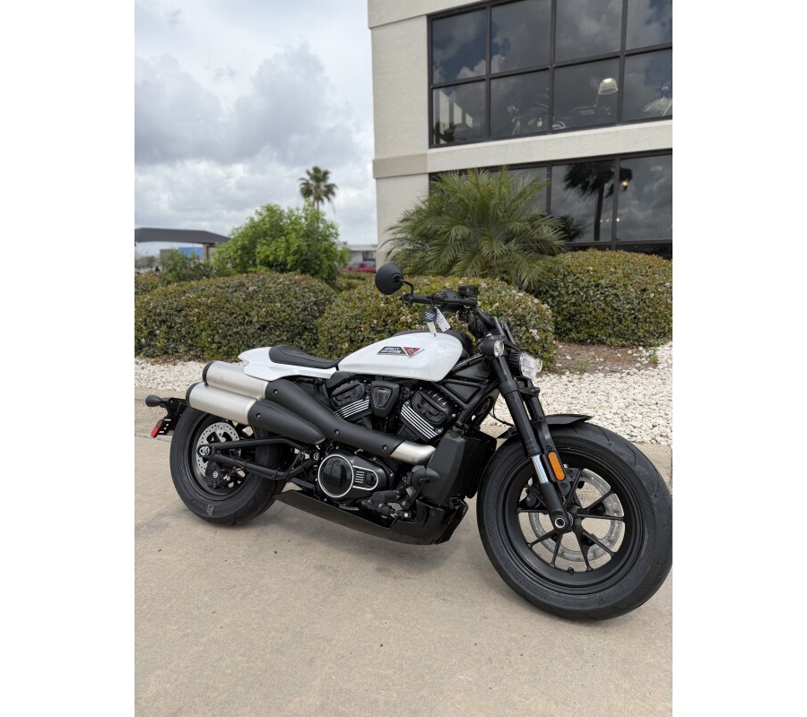 2026 Harley-Davidson Sportster S White Onyx Pearl Black Trim