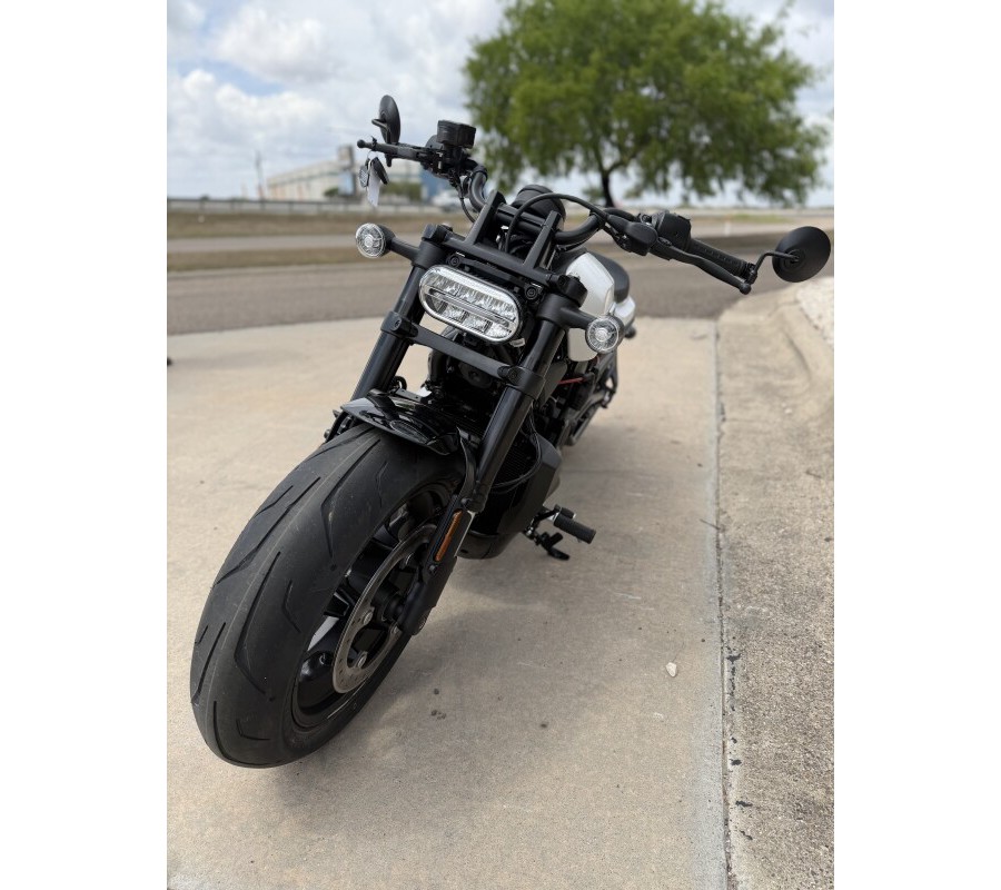 2026 Harley-Davidson Sportster S White Onyx Pearl Black Trim