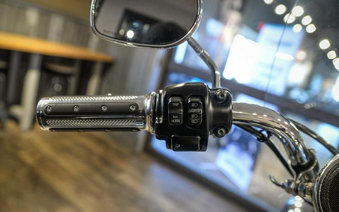 2014 Harley-Davidson Softail® Deluxe