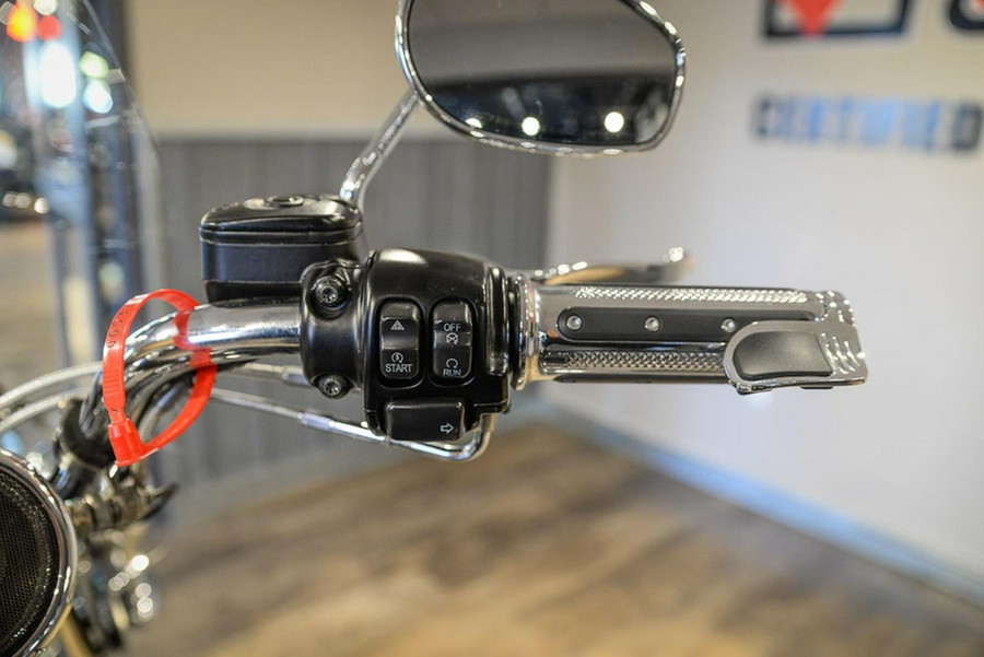 2014 Harley-Davidson Softail® Deluxe