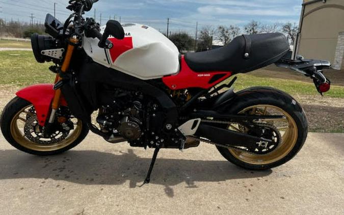 2026 Yamaha XSR900TW