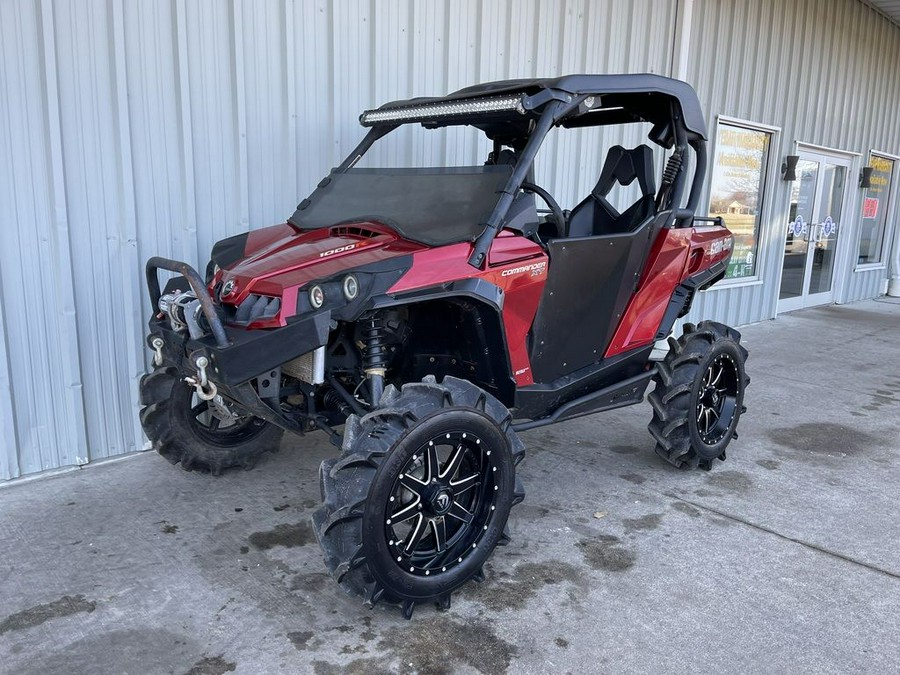 2018 Can-Am® Commander™ XT™ 1000R Intense Red