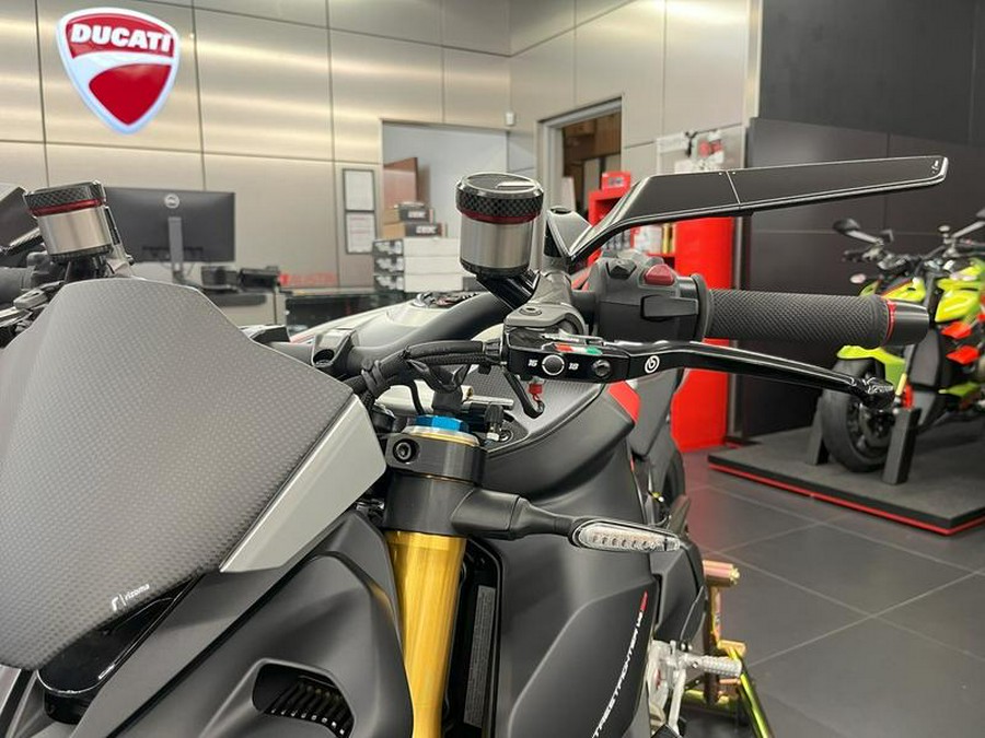 2022 Ducati Streetfighter V4 SP Winter Test