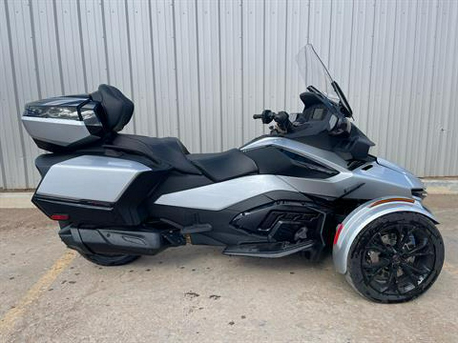 2022 Can-Am Spyder RT Limited