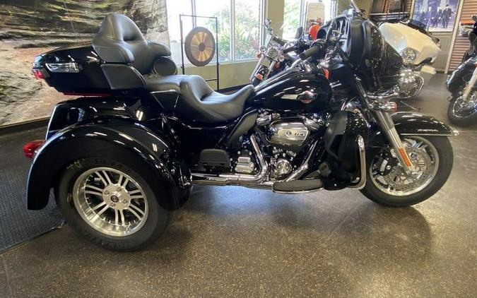 2024 Harley-Davidson® FLHTCUTG - Tri Glide® Ultra