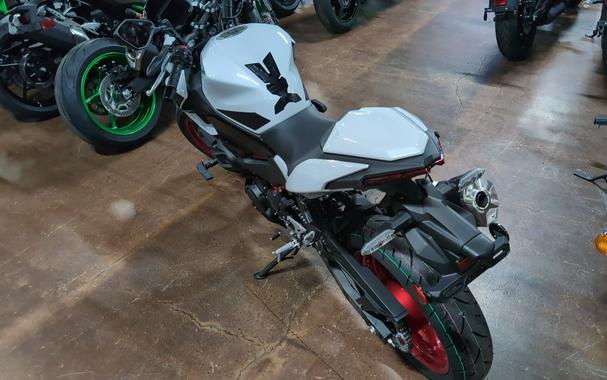 2026 Kawasaki Z500 SE ABS