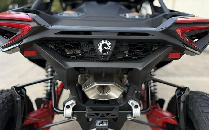 2026 Can-Am® Maverick R Max X