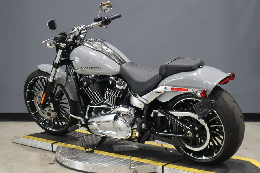 2024 Harley-Davidson Breakout 117