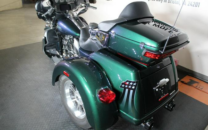 2021 Harley-Davidson® Tri Glide® Ultra FLHTCUTG