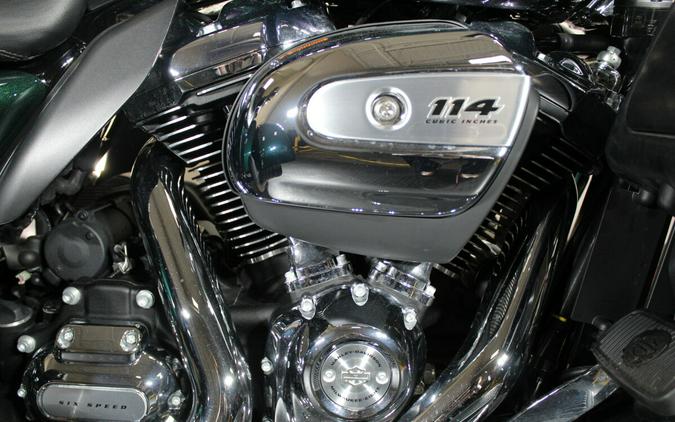 2021 Harley-Davidson® Tri Glide® Ultra FLHTCUTG