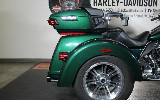 2021 Harley-Davidson® Tri Glide® Ultra FLHTCUTG
