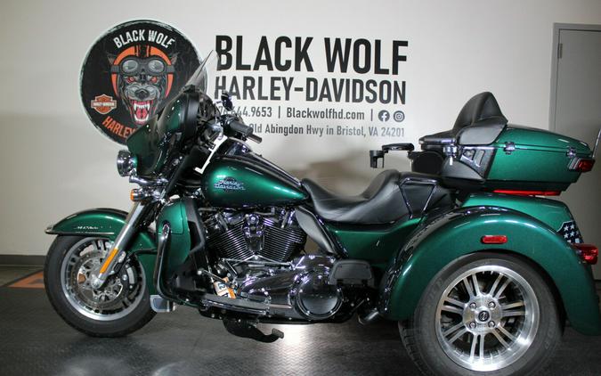 2021 Harley-Davidson® Tri Glide® Ultra FLHTCUTG