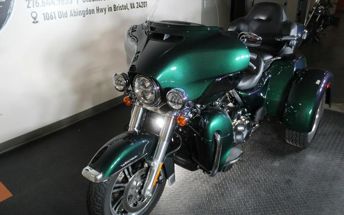 2021 Harley-Davidson® Tri Glide® Ultra FLHTCUTG