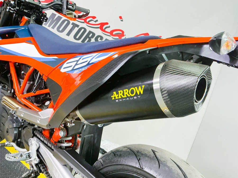 2024 KTM 690 SMC R