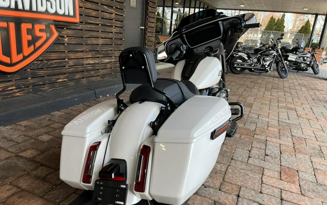 FLHX 2024 Street Glide®