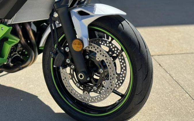 2024 Kawasaki Z7 Hybrid ABS