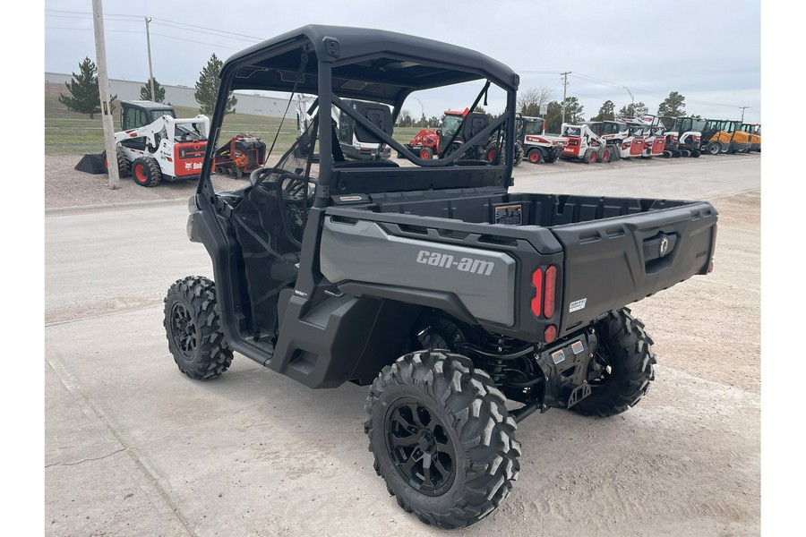 2024 Can-Am Defender XT HD10