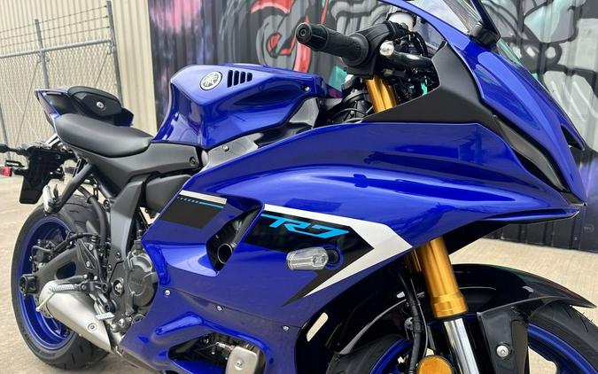 2025 Yamaha YZF-R7