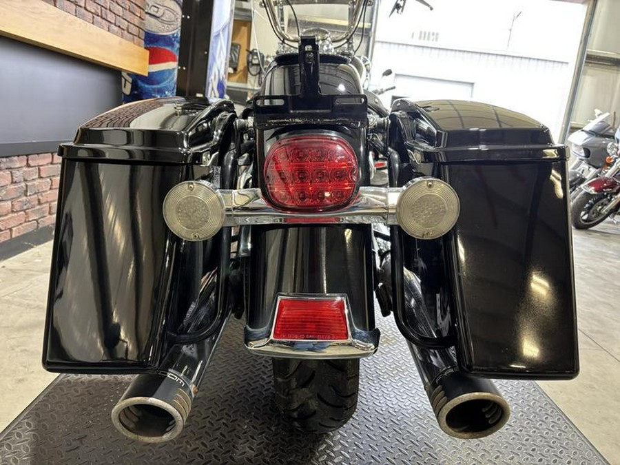 2017 Harley-Davidson® FLSTC - Heritage Softail® Classic