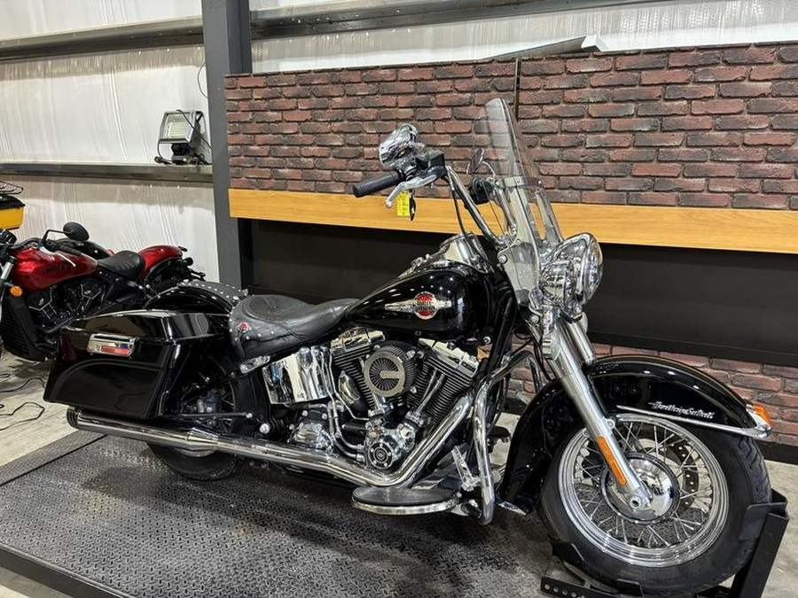 2017 Harley-Davidson® FLSTC - Heritage Softail® Classic