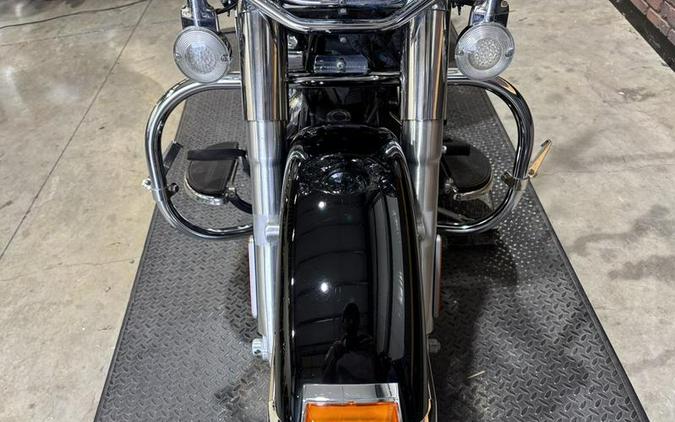 2017 Harley-Davidson® FLSTC - Heritage Softail® Classic