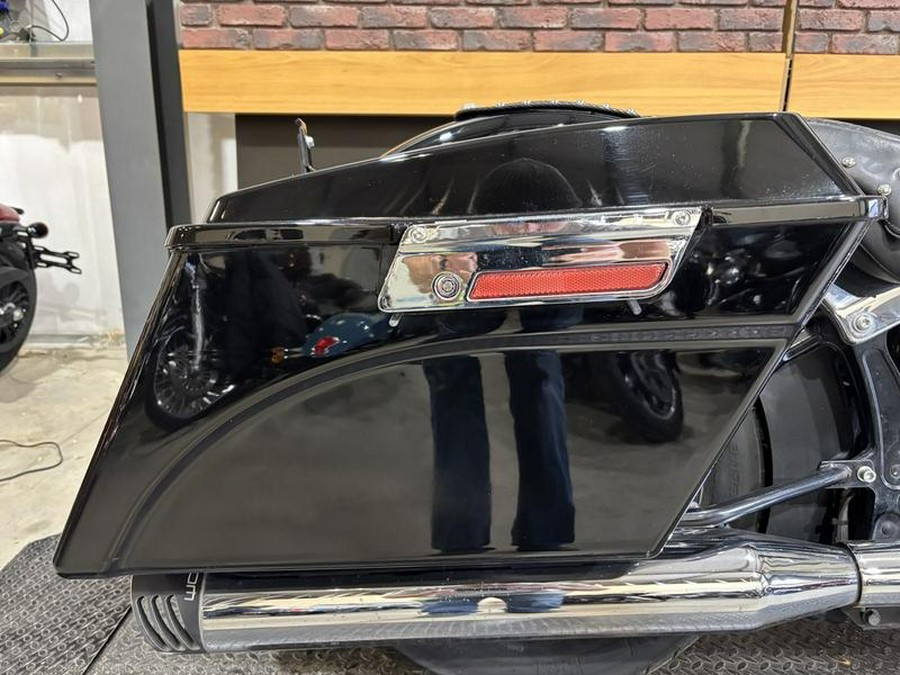 2017 Harley-Davidson® FLSTC - Heritage Softail® Classic