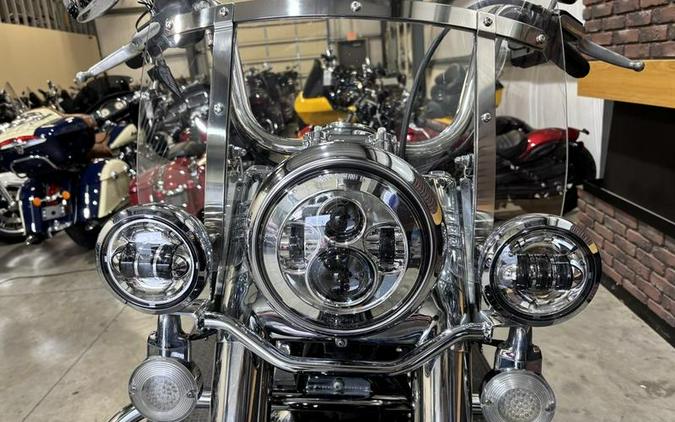 2017 Harley-Davidson® FLSTC - Heritage Softail® Classic