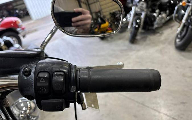 2017 Harley-Davidson® FLSTC - Heritage Softail® Classic