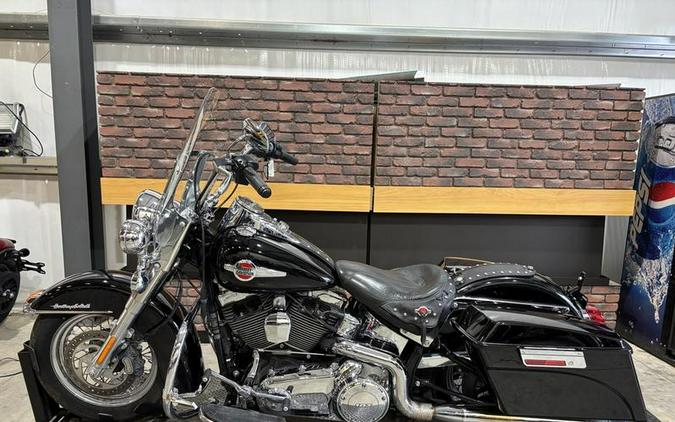 2017 Harley-Davidson® FLSTC - Heritage Softail® Classic